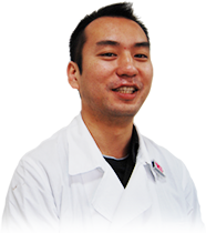 荒木歯科医院・院長の荒木正大です。